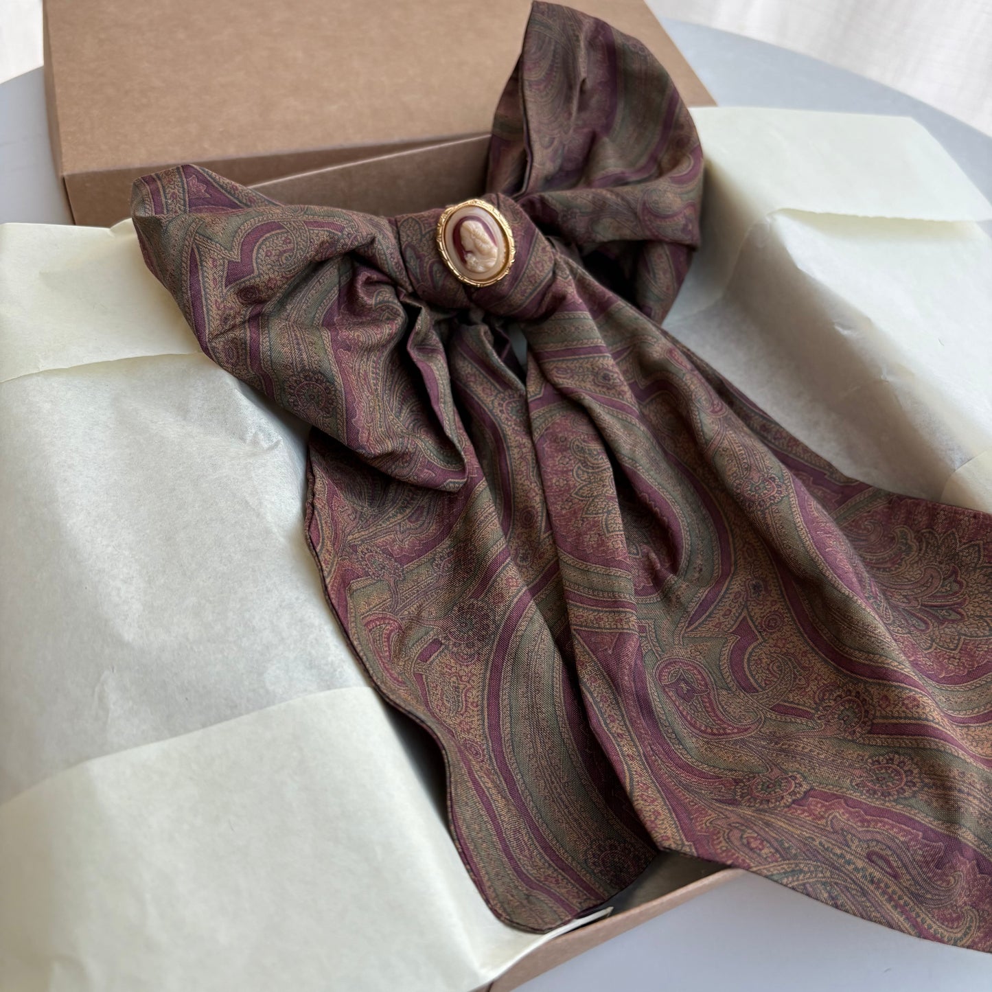 Fiocco paisley marrone