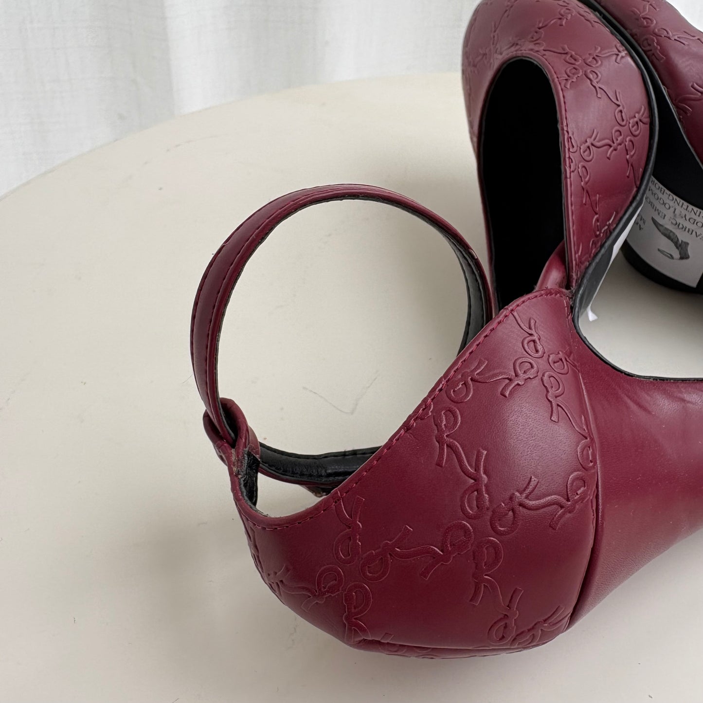 Mary Jane Roberta in bordeaux