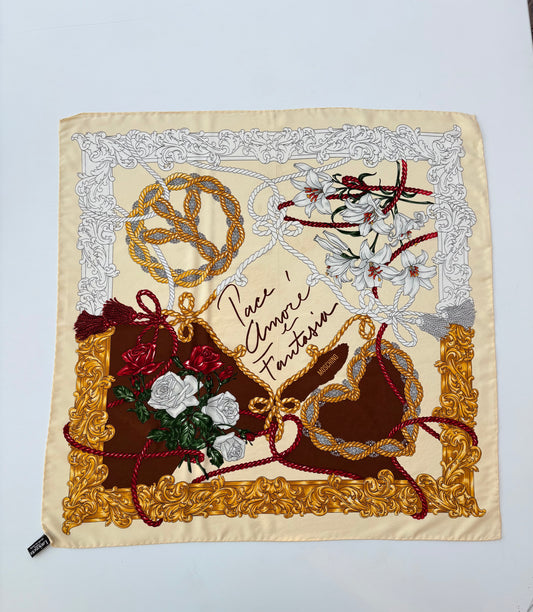 Moschino foulard- Pace Amore e Fantasia