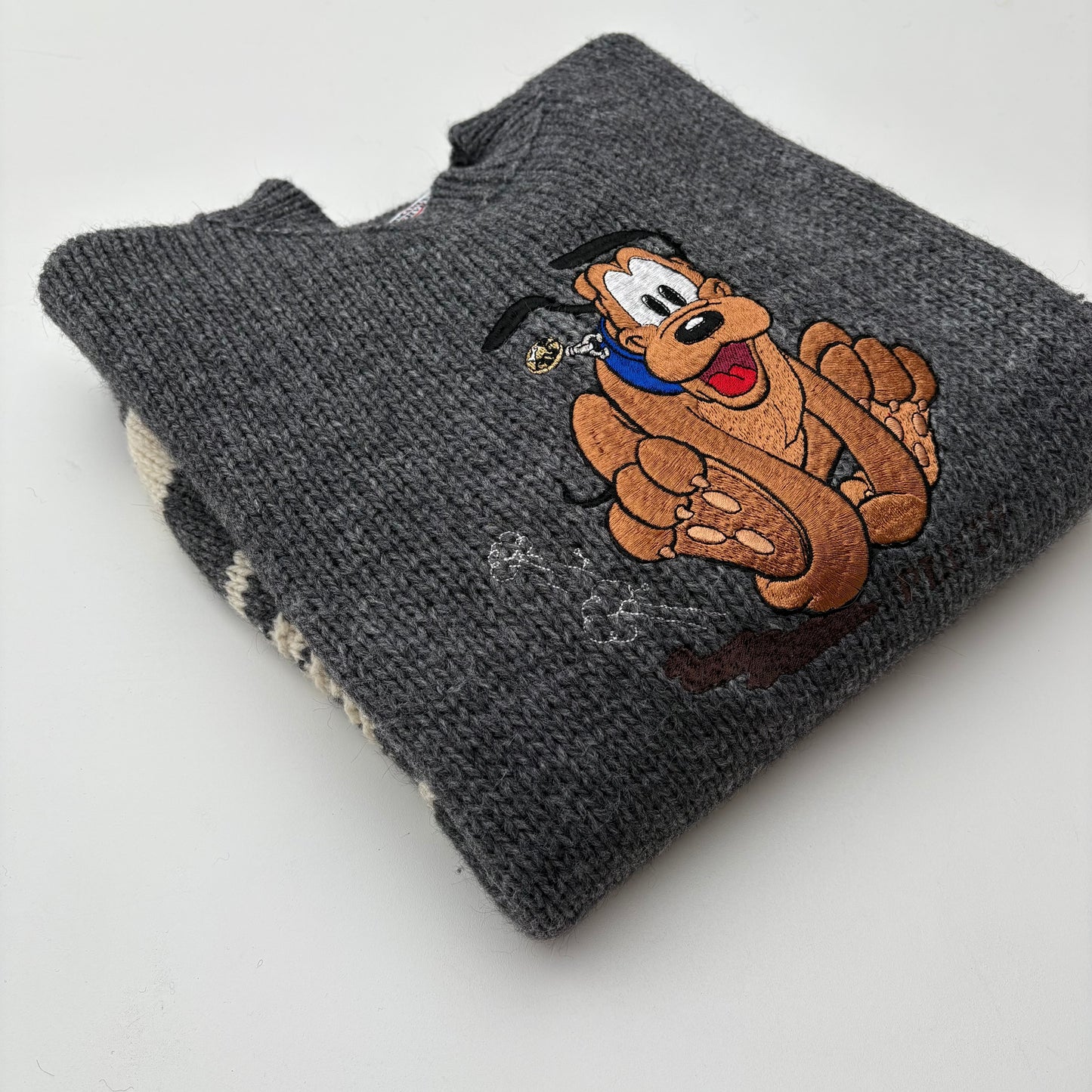 Pull norvegese con Pluto