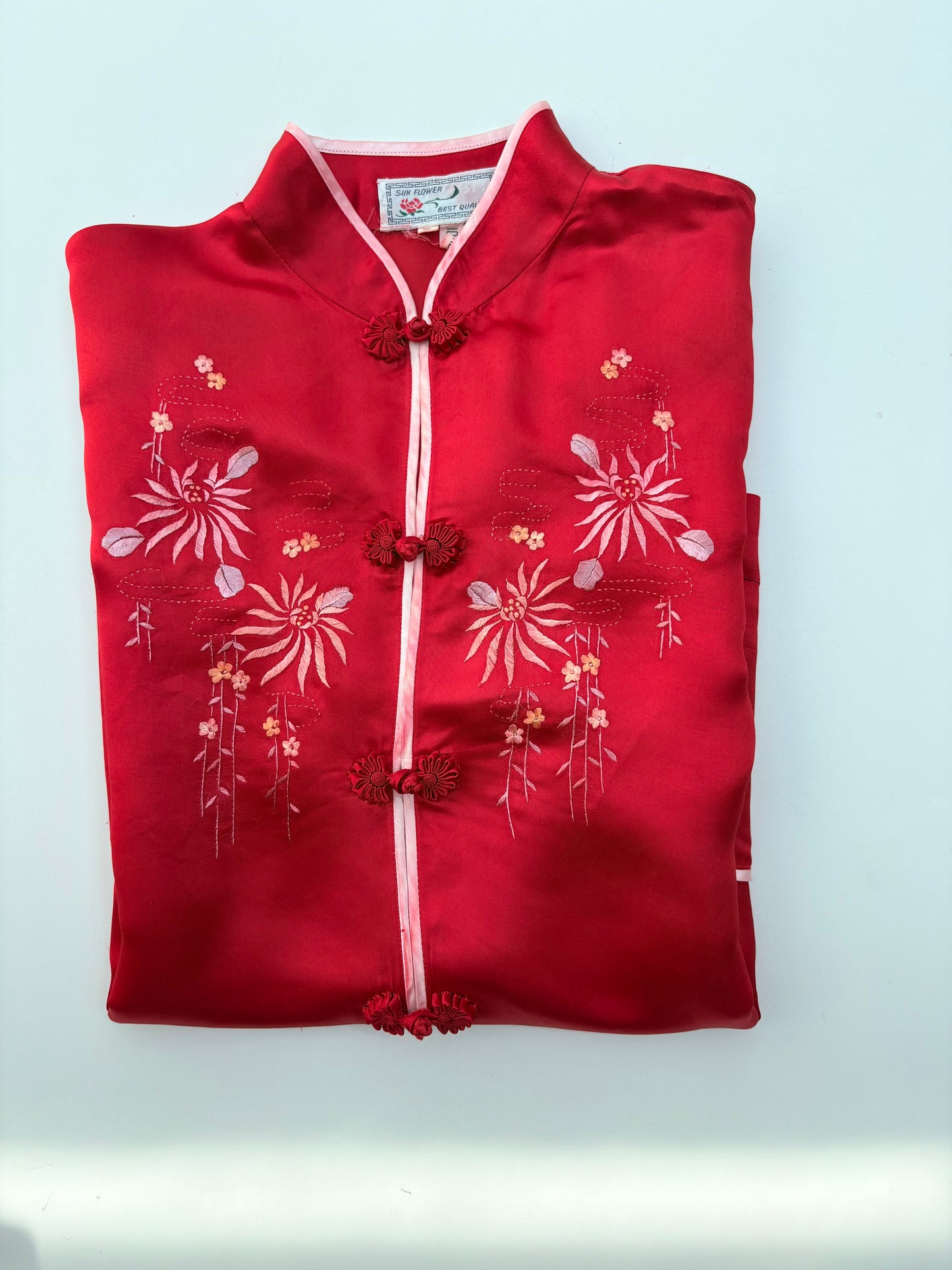 Completo orientale rosso