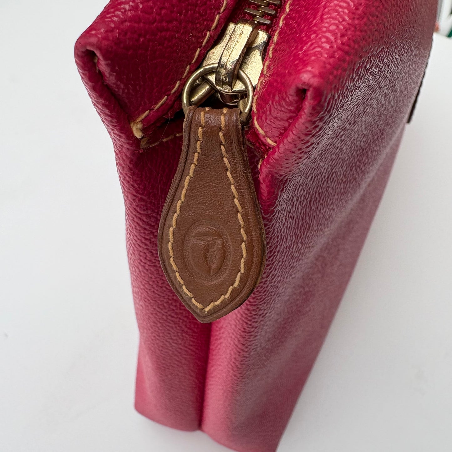 Busta magenta Trussardi
