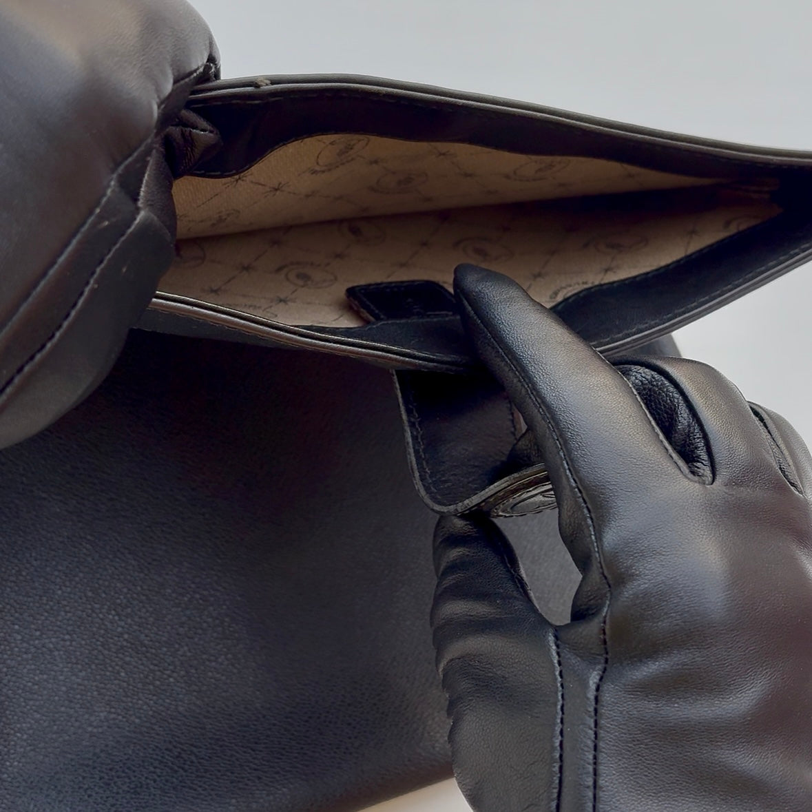 Pochette nera Trussardi