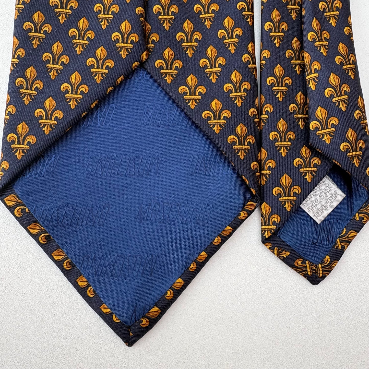 Cravatta Moschino “principe Azzurro”