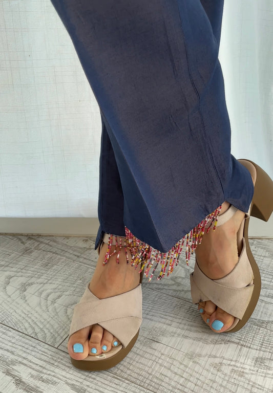 Pantaloni fru fru