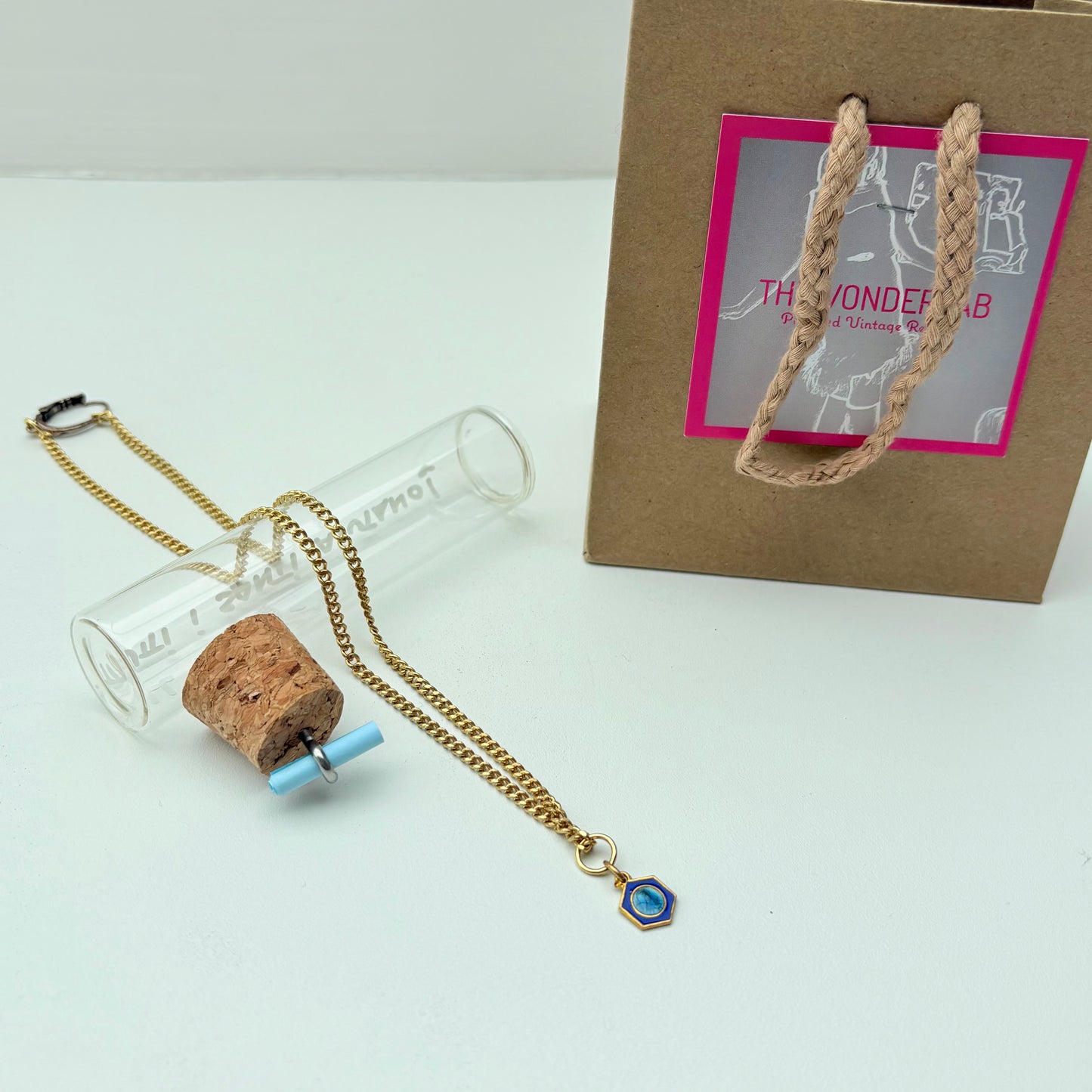 Collanina Lourdes, esagono ￼