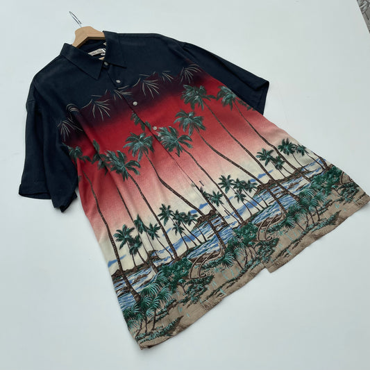 Dark Hawaian shirt