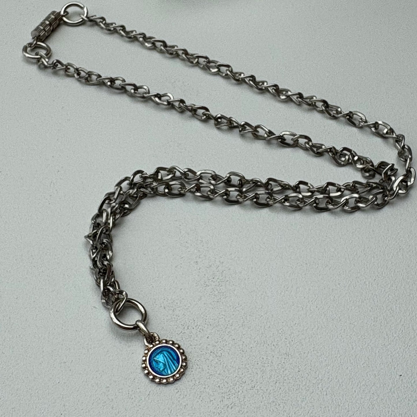 Collanina Lourdes-silver